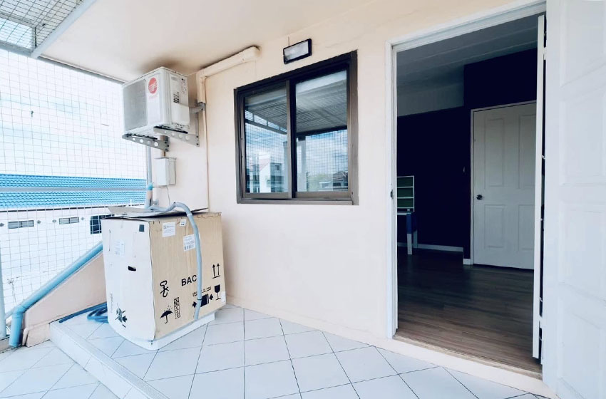 Townhouse in Sukhumvit 